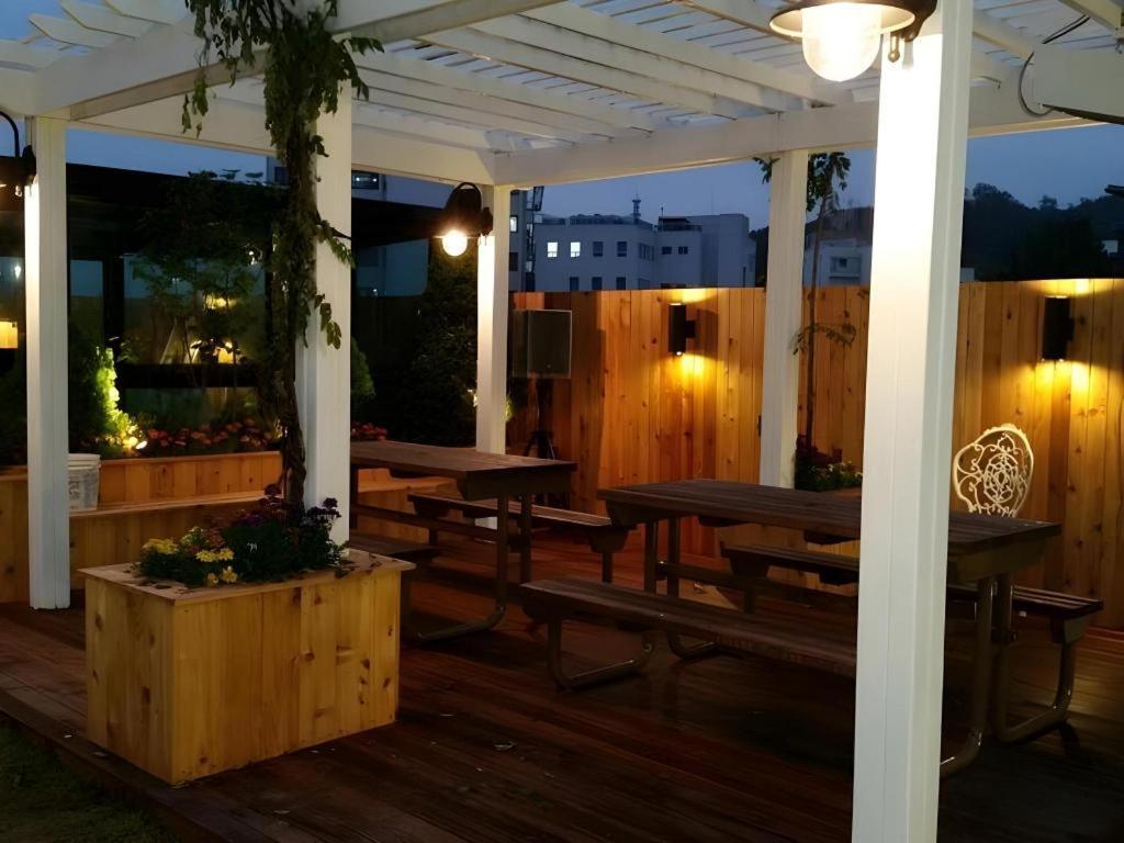 Myeongdong Mom House Hotel Seul Exterior foto