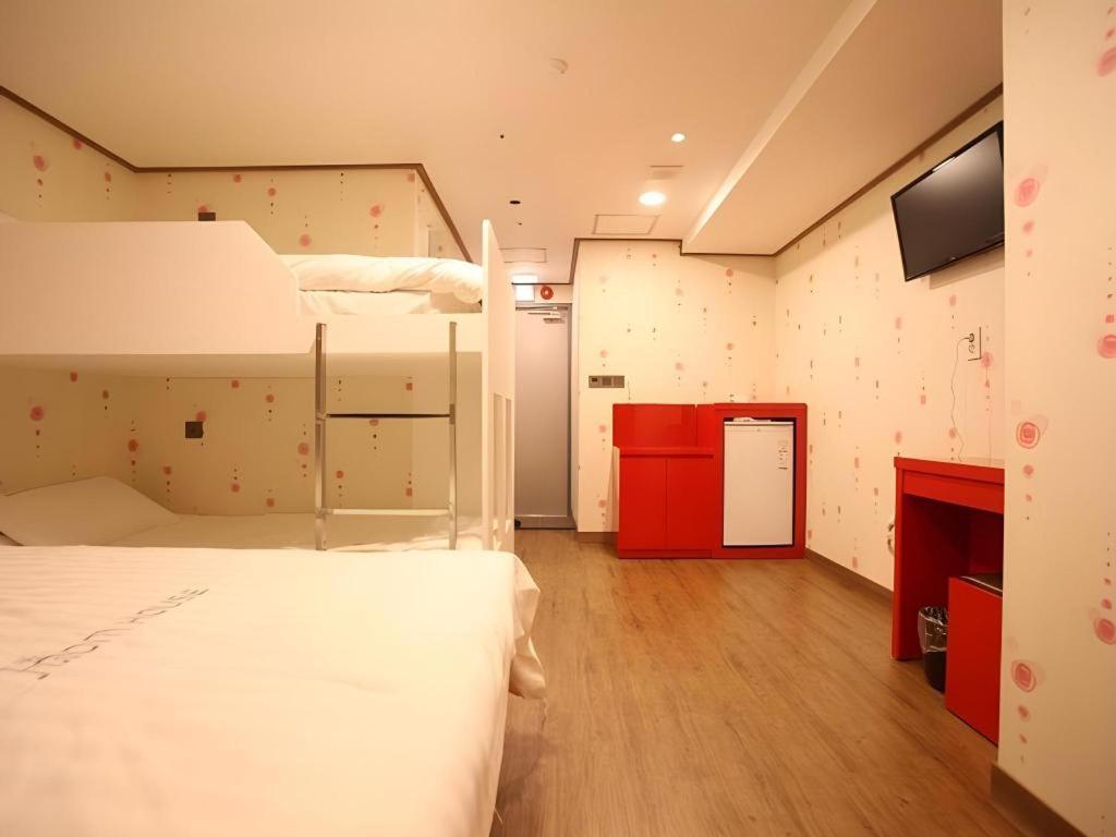 Myeongdong Mom House Hotel Seul Exterior foto