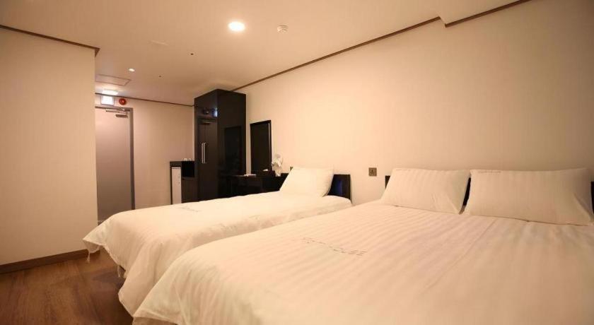 Myeongdong Mom House Hotel Seul Exterior foto